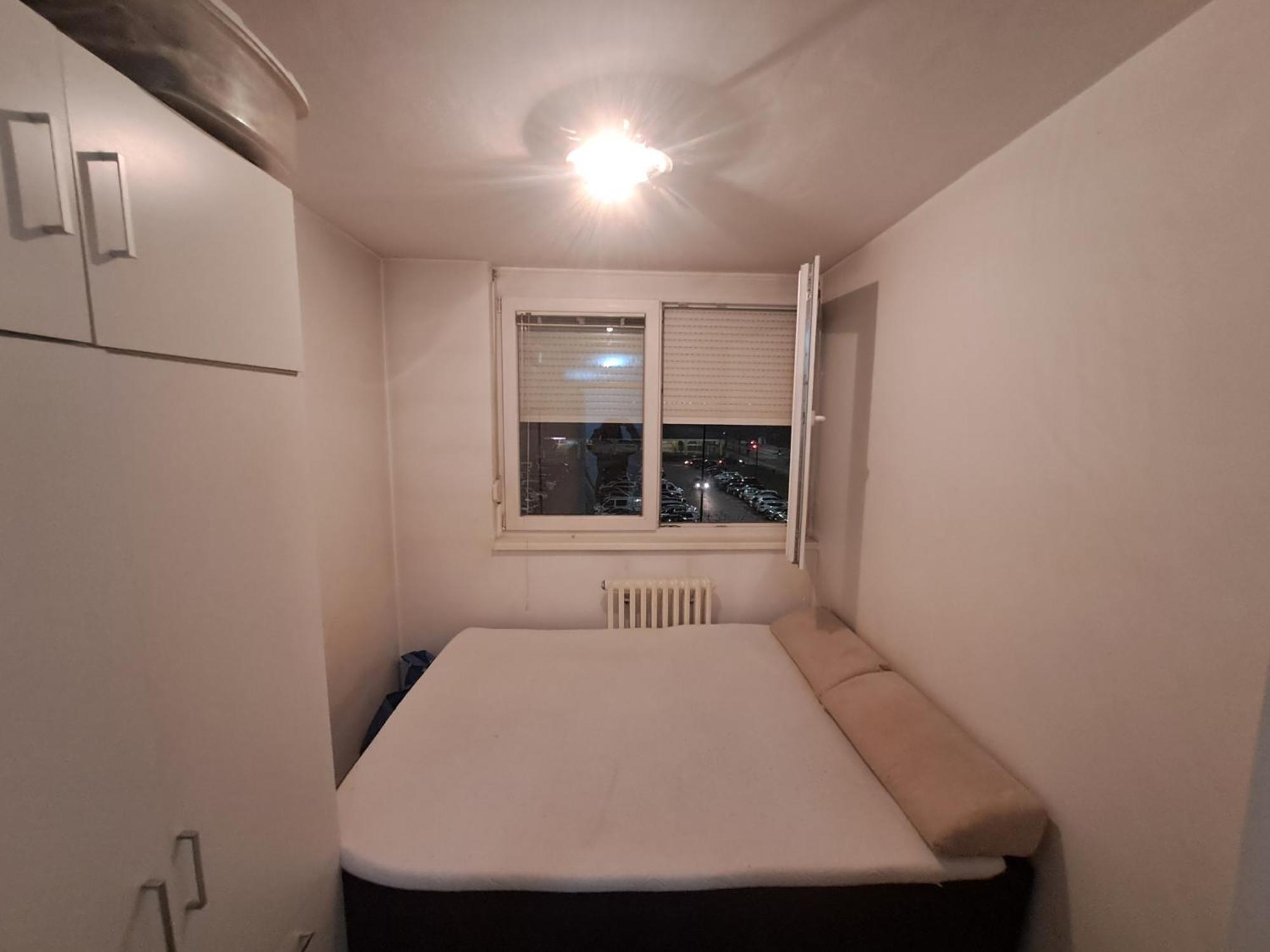 Dobrinja Apartments, Apartment *